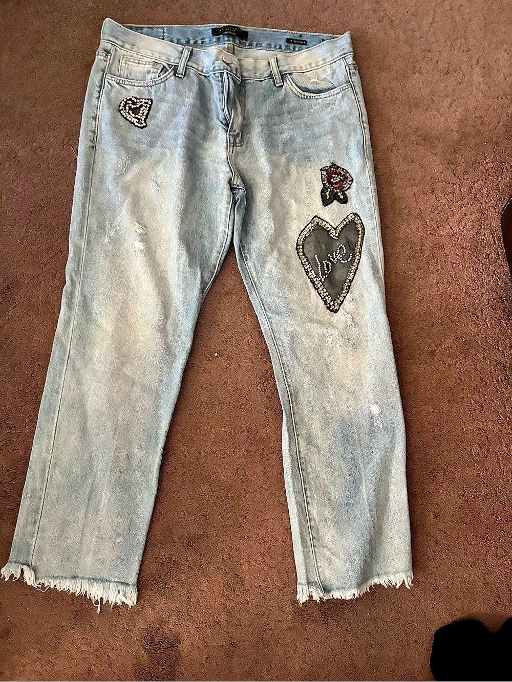 Sanctuary Slim Boyfriend Distressed Embellished Jeans in Blue